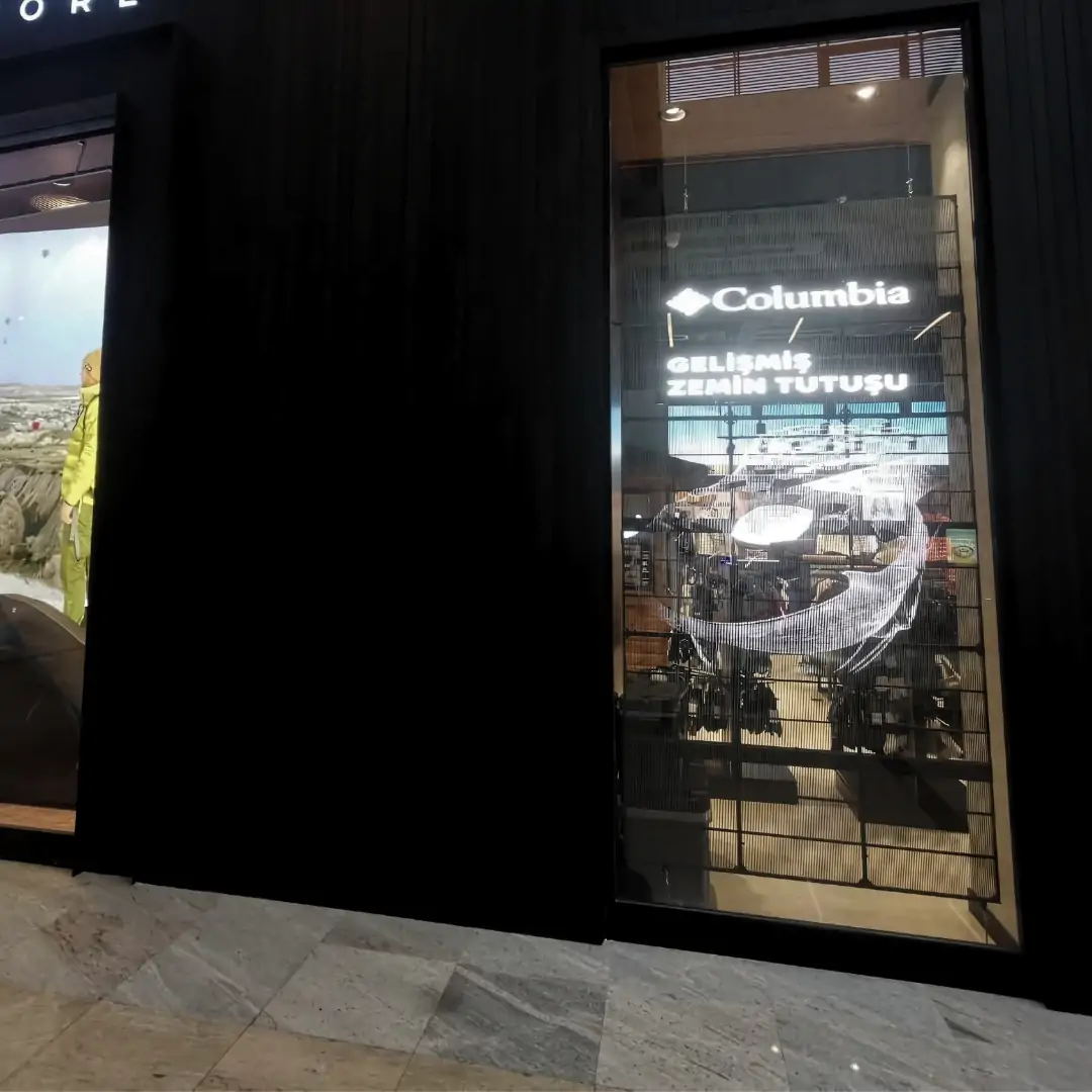 Unisoft | Transparan Ekranlar